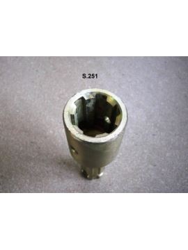 Adapter WOM 6x wpust męski i żeński